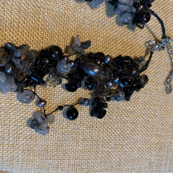 Gorgeous multi strand necklace with Tahitian pearls, gemstones and crystals. - Picture 12 of 12